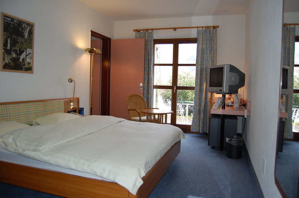 Hotel Bellinzona Sud Swiss Quality Monte Carasso Exterior foto
